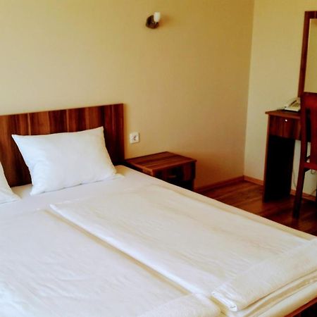 Hotel Sormester Szarvas Exterior photo