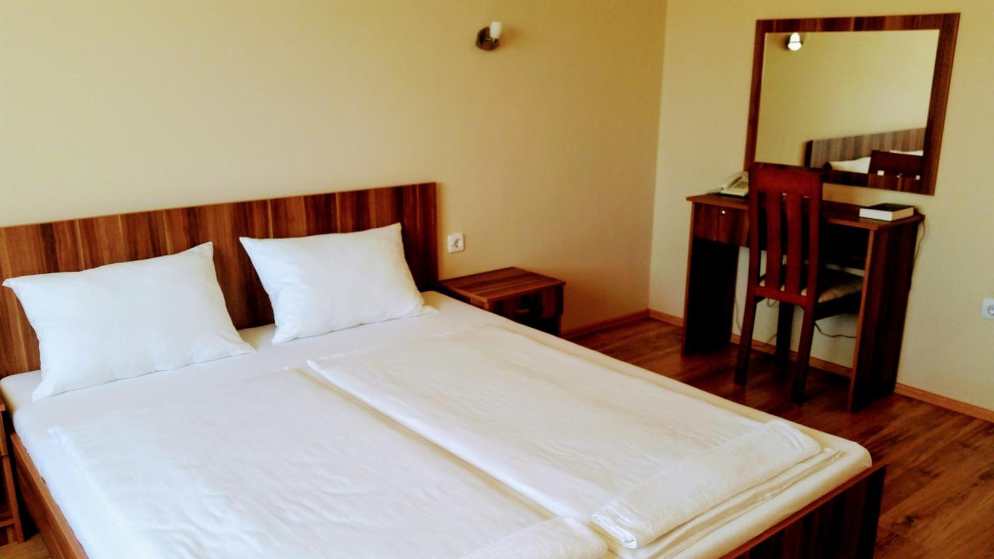 Hotel Sormester Szarvas Exterior photo